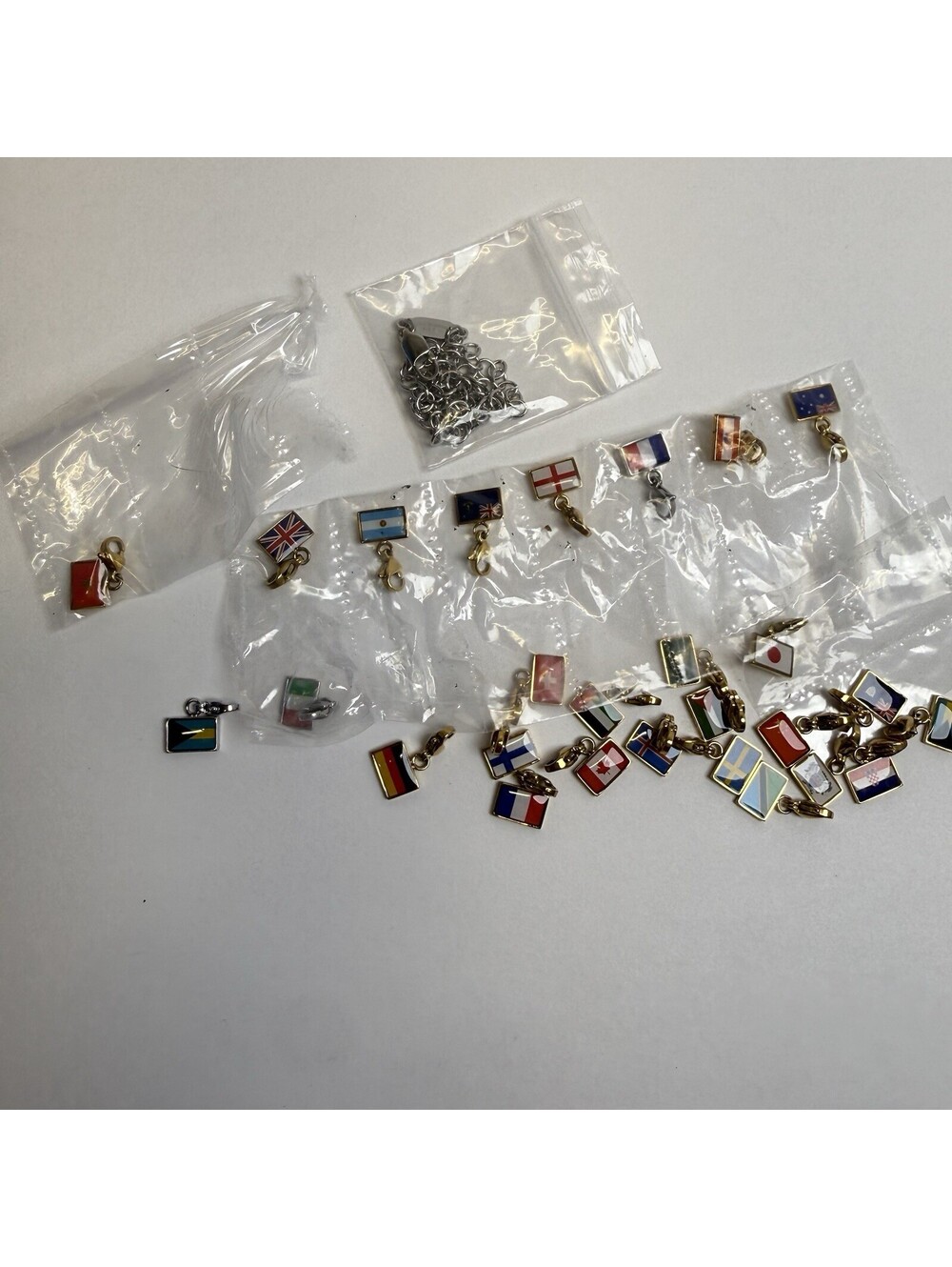 Lot Enamel Country Flag Keychain Pendant Bag Charm Bracelet Travel Souvenir Gift